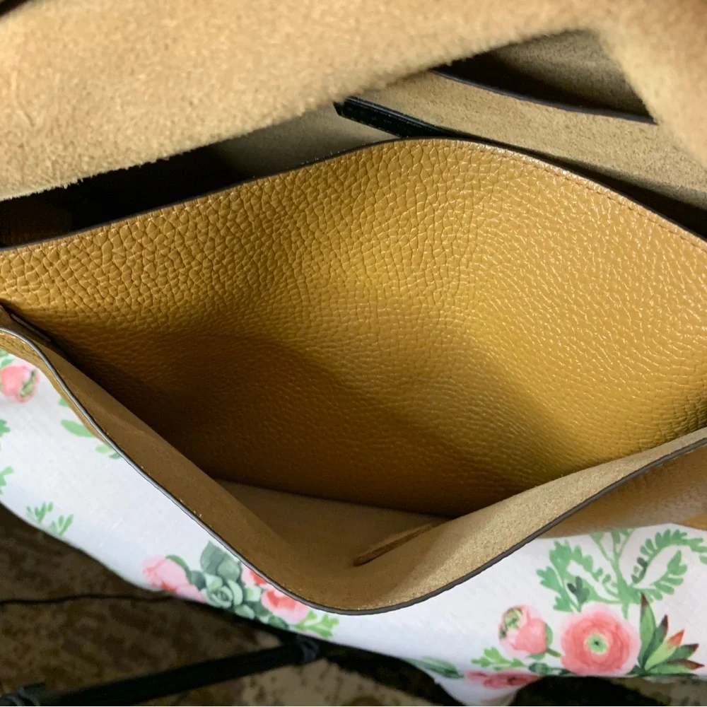 ❤️Price Drop❤️HP⭐️❤️Rebecca Minkoff Tan Leather Messenger Satchel - Picture 10 of 16